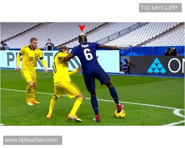 流氓足球球星的场上风采与场下争议：从恶意犯规到个人魅力的多面性解析