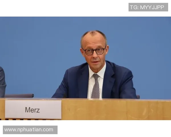 足球巨星公开发声强烈谴责乌克兰局势引发国际社会广泛关注 足球巨星公开发声强烈谴责乌克兰局势引发国际社会广泛关注