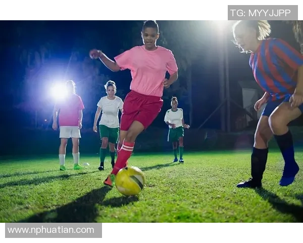 足球明星风采集锦展示球场英姿与激情时刻的精彩瞬间 足球明星风采集锦展示球场英姿与激情时刻的精彩瞬间